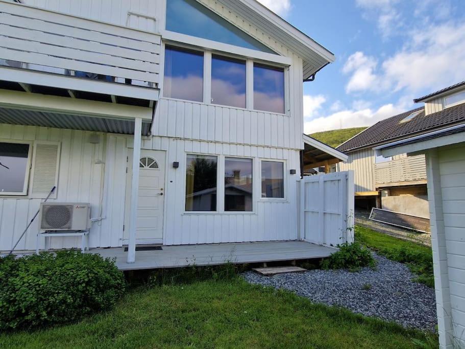 Leilighet I Tromso Kvaloysletta Екстер'єр фото